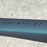 高級クロスバイク　GIANT ESCAPE RX2 DISC