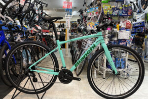 安定人気の洒落たクロスバイクといえば　ビアンキ